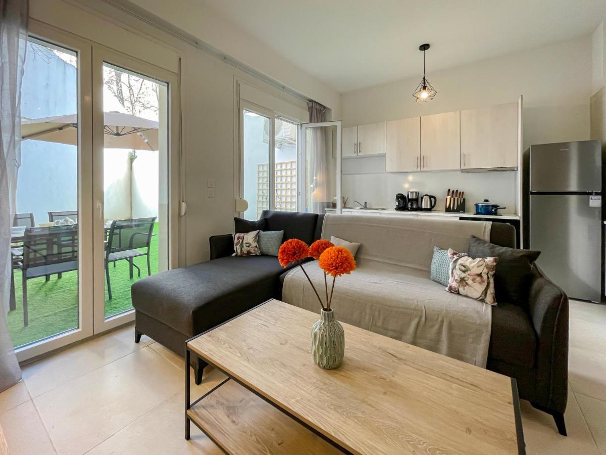 شقة Soho Modern 55Sqm Studio With Secret Garden أثينا المظهر الخارجي الصورة