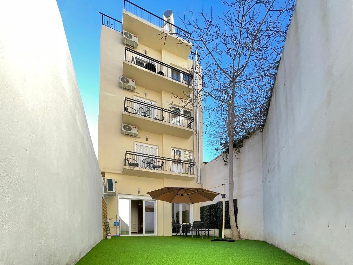 شقة Soho Modern 55Sqm Studio With Secret Garden أثينا المظهر الخارجي الصورة
